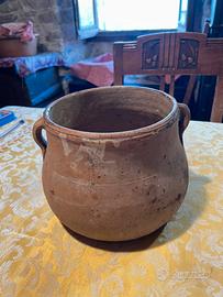 Antica pentola ceramica Sarda