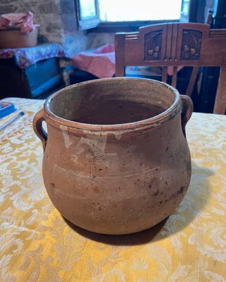 Antica pentola ceramica Sarda