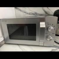 Microonde e macchinada caffe