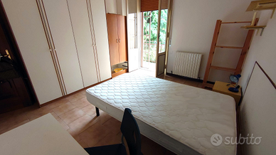 Stanza singola San Faustino per donna