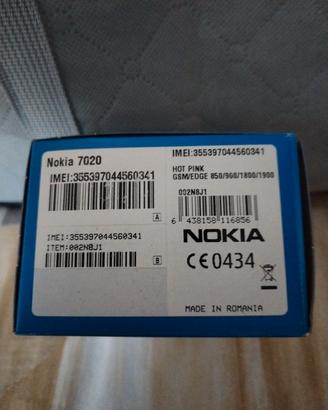 Nokia 7020