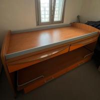 Letto a castello + armadio