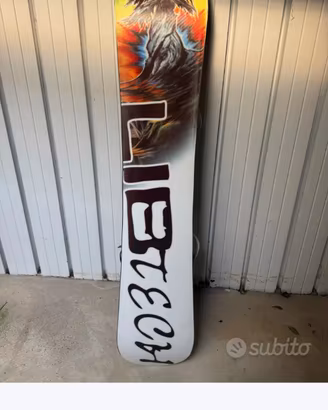 Snowboard Dynamo LibTech