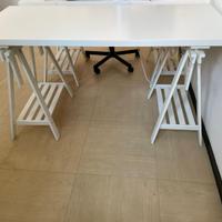 Scrivania/tavolo da lavoro bianco