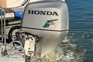 Motore fuoribordo Honda 225