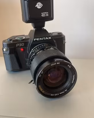 Pentax P30 con Zoom 28-70mm Tamron