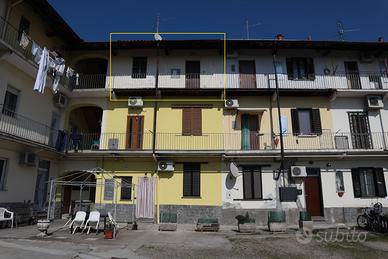 Bilocale Ristrutturato Bareggio - Zero Spese