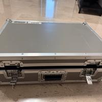 Pedaltrain 2 PT-2-HC Hard Case + alimentazione