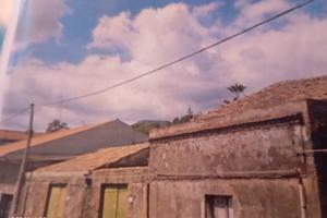Casa con terreno annesso