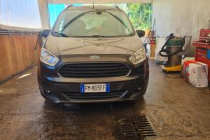 Ford tourneo courier TDCi titanium