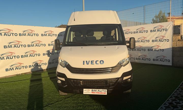 Iveco Daily CAMBIOAUTO MATICO 35S14 2.3 HPT PLM Ca