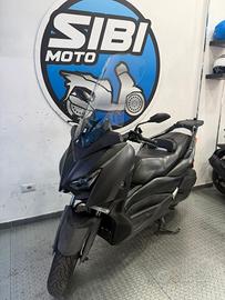 Yamaha X-Max 300