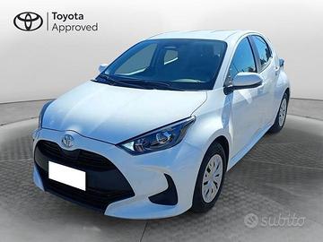 Toyota Yaris 1.5 hybrid Active