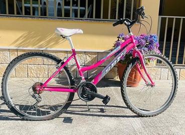 bici sbk rosa 
