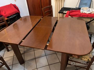 Soggiorno amgolare in noce