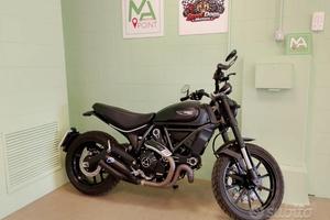 DUCATI SCRAMBLER 800 ICON DARK