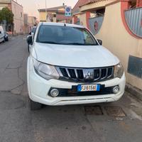 L 200 doppia cabina