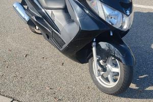 Suzuki Burgman 400 - Anno 2005 - Colore Nero