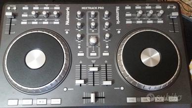 Numark MixTrack Pro Console per DJ