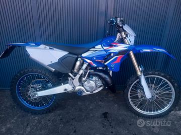 Yamaha YZ 125