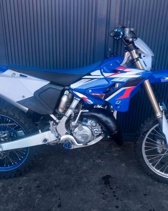 Yamaha YZ 125