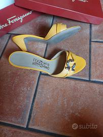 sandalo FERRAGAMO