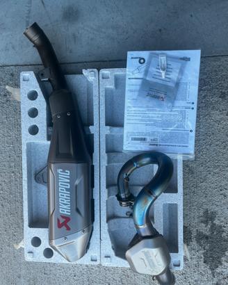 Akrapovič full Titanio CRF Honda 250 24/25