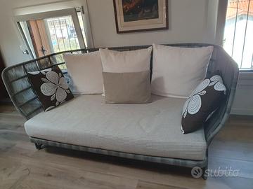 Divano per esterni e interni