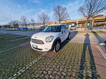 Mini cooper contryman 
