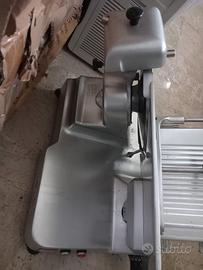 Affetatrice professionale lama 37 per salumeria
