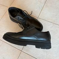 Mocassini nero in pelle, numero 43