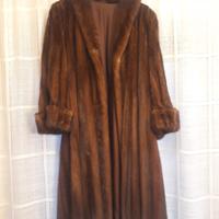 pelliccia visone femmina