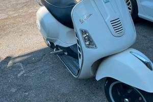 Vespa gts 300