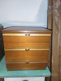 comodini legno