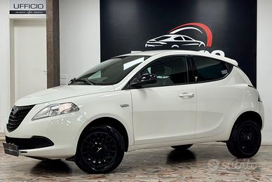 Lancia Ypsilon 0.9 TwinAir 85 CV 5 porte Metano Ec