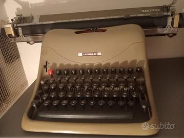 macchina per scrivere 
