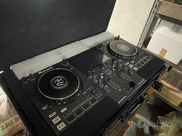Console dj Numark mixstream pro con fly case