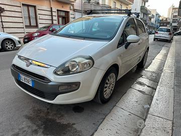 Fiat Punto Evo CON GANCIO TRAINO OMOLOGATO