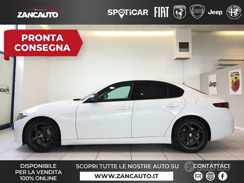 Alfa Romeo Giulia (2016)
