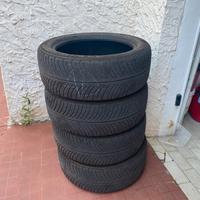 Michelin Pilot Alpin5 215/50 R18