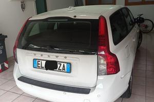 Volvo V50 D2