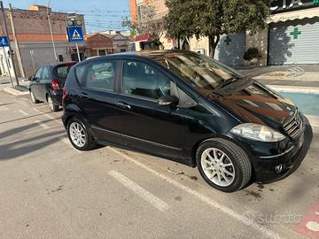 Vendi mercedes classe a 180