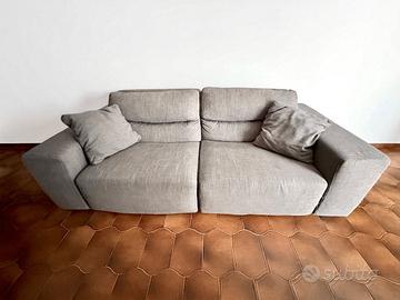 Divano sfoderabile, allungabile e reclinabile
