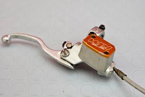 POMPA ANTERIORE KTM EXC 250 F 2007 2006 EXC250 200