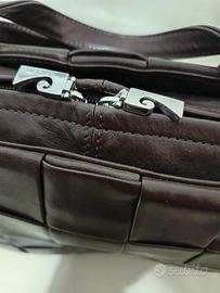 Borsa pelle intrecciata marron scuro  P. Cardin
