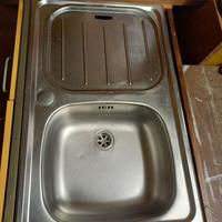 Lavabo doppia vasca in acciaio