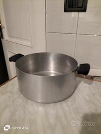 pentola in purissimo alluminio, dm. 26, alta cm.12