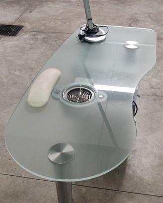 Tavolo per unghie