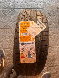 Pneumatico 195/45 r16