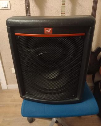 cassa amplificata  Db  Exe1p